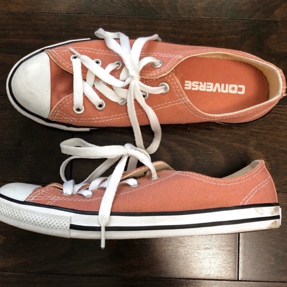 Converse - Picture 1 of 7